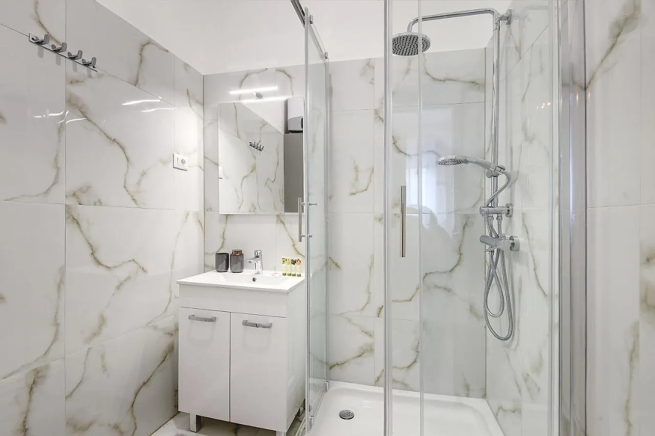 E&F Luxury Apartments Pula